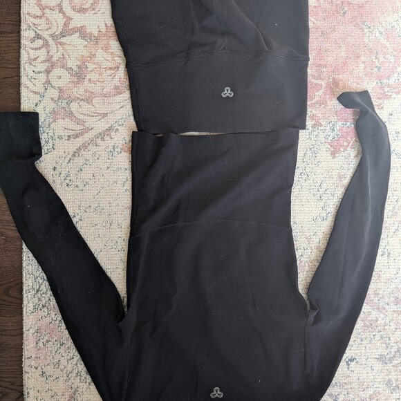 Aritzia TNA outfit xs/s - Picture 3 of 3